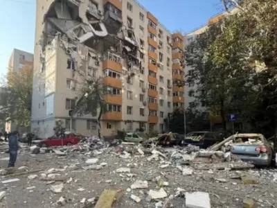 Ce primesc de la primărie locatarii blocului distrus de explozie: 1.500 de lei de persoană și trei variante de cazare