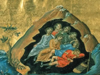 Calendar ortodox 22 octombrie 2025. Cei şapte sfinţi ai lui Hristos care au adormit şi s-au trezit după 200 de ani. Rugăciunea care se rosteşte atunci când necazurile devin prea apăsătoare