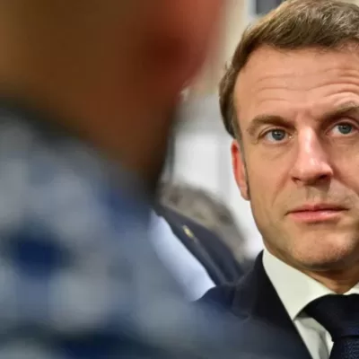 Emmauel Macron e la pământ. Decizia care-i provoacă probleme uriașe. Să fie acesta sfârșitul carierei politice?