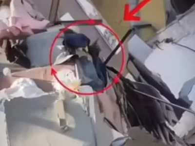 Ultimă oră. Este vorba despre femeia care făcea cu mâna de sub dărâmături, anunțul medicilor a venit acum