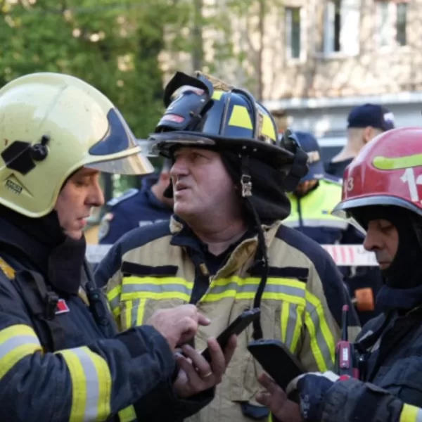 Înregistrare șocantă la câteva minute după explozia din Rahova. Ce îi spune angajatul Distrigaz unuia dintre pompieri