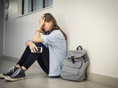 Este iarna vieții lor, dar din păcate nu va fi de bine nimic. Toate planurile se năruie, vor merge numai pe ghimpi. Când se va termina totuși suferința?