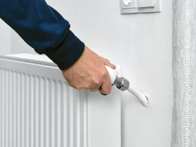 Când se dă drumul la căldură în 2025. Condiția care trebuie îndeplinită și orașele unde se furnizează deja agentul termic
