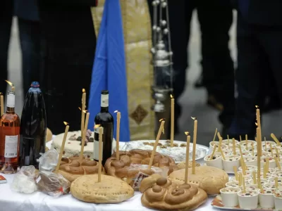 De ce e bine să împarți pachete azi, de Intrarea în Biserică a Maicii Domnului. Ce să pui în pachetul pentru pomană