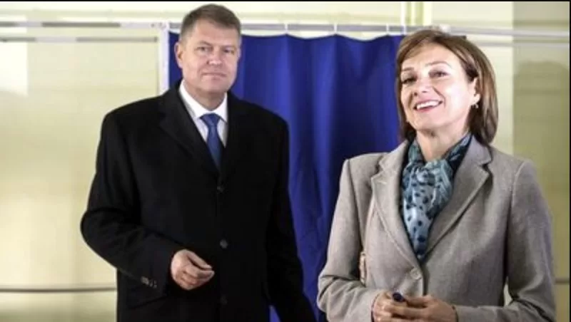 Răsturnare de situație în cazul soților Iohannis. Decizia Tribunalului Sibiu a șocat o țară întreagă