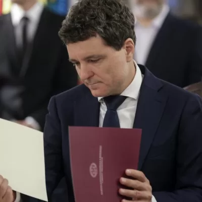 O nouă decizie CCR a venit chiar acum! Guvernul troznit a doua oară azi
