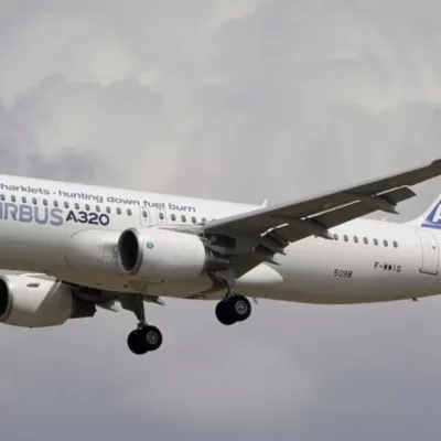 Situație fără precedent. Mii de avioane rămân la sol. Situația dă peste cap traficul aerian și din România. Wizz air a confirmat