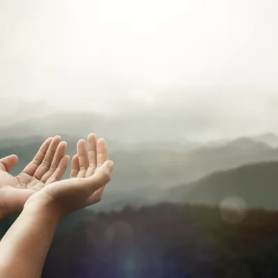 SĂRBĂTOARE MARE 19 noiembrie 2025! Se deschid cerurile în această noapte, iar dorințele se împlinesc. Rugăciunea pe care e bine să o spui