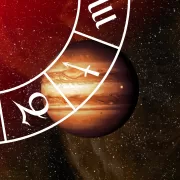 Universul deschide un portal rar pentru patru zodii! Vin bani mulți, o iubire surpriză și o decizie care le schimbă total viitorul