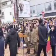 Ce i-au făcut spectatorii lui Ilie Bolojan la parada de la Alba Iulia. Așa ceva nu se poate, e îngrozitor