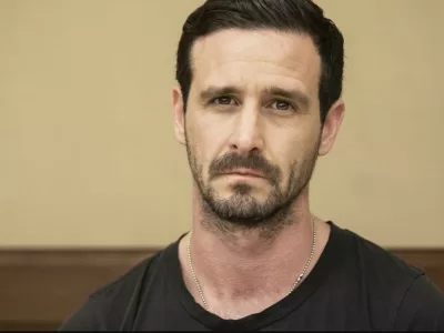 Din păcate marele actor a murit. Avea numai 46 de ani