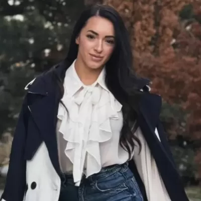 Din păcate este vorba Larisa Iordache. Vestea a venit ca un trăznet. Mama ei murit