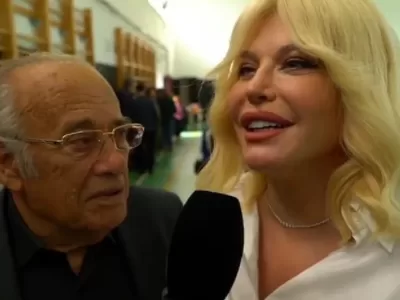 Din păcate e vorba de Loredana Groza. Doliu mare chiar astăzi