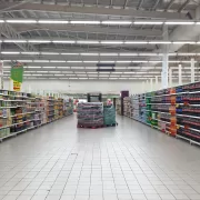 Care este programul magazinelor de sărbători. Când se închid și cine ține ușile deschise de Crăciun și Revelion