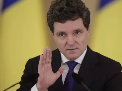 Nicuşor Dan a semnat! Milioane de români sunt loviți chiar la început de an. Legea care dă peste cap totul
