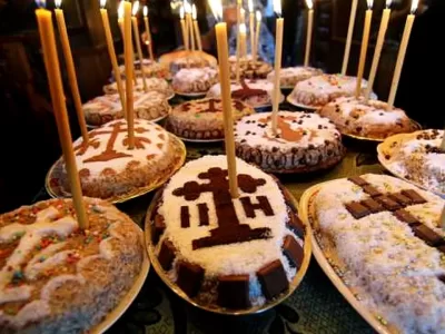 Moșii de iarnă 2026. Când pică sărbătoarea anul acesta și ce e bine să dai de pomană