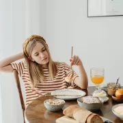 Vitaminele și mineralele esențiale pentru organism în sezonul rece