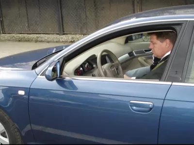 Ultima oră! I-au luat și mașina lui Iohannis. Ce s-a ales de fostul președinte al României