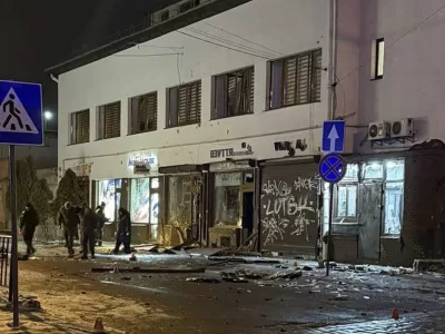 Atac fără precedent! A murit o polițistă și mulți oameni au fost răniți după ce...