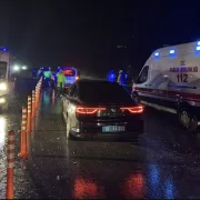 Un avion s-a prăbușit pe cea mai mare autostradă. Dezastru uriaș și morți implicați