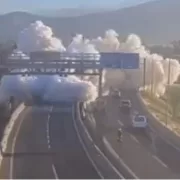 Explozie pe autostradă! Sunt mulți morți și răniți