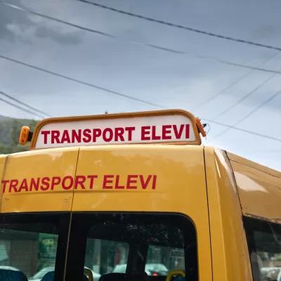 Se închid școlile miercuri!