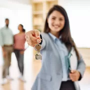 Ultima oră! Impozitul de care ar putea scăpa românii. Milioane de oameni sunt vizați