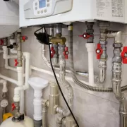 Ce înseamnă când centrala termică face anumite zgomote. De ce se aude un huruit