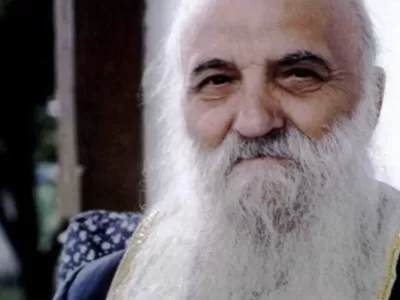Părintele Ilarion Argatu explică cum poți recunoaște o persoană care face vrăji. Semnele la care trebuie să fie atenți credincioșii