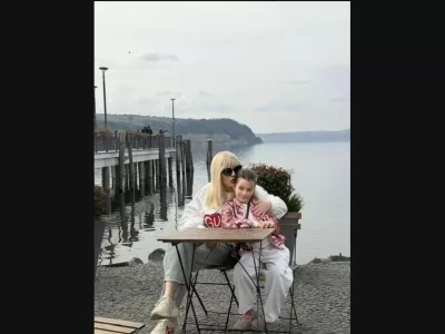 Veste a venit în urmă cu puțin timp! E vorba de Elena Udrea și fiica ei care au...