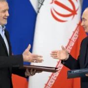 Putin îi dă lovitura lui Trump! Trimite în Iran 13 tone de a...