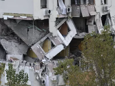 Răsturnare de situație! Din păcate este vorba de oamenii din blocul explodat în Rahova. Clădirea...