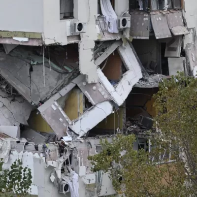 Răsturnare de situație! Din păcate este vorba de oamenii din blocul explodat în Rahova. Clădirea...