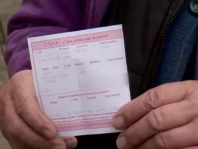 Anunț de ultim moment pentru plata pensiilor. Totul se schimbă chiar înainte de Paște. Când intră banii pe card