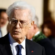 A murit fostul premier...