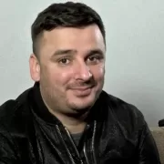 Din păcate este adevărat. Este vorba de Liviu Guță