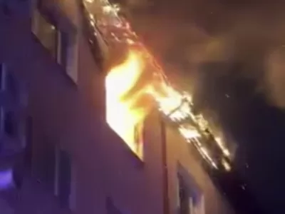 Arde blocul. Evacuare de urgență