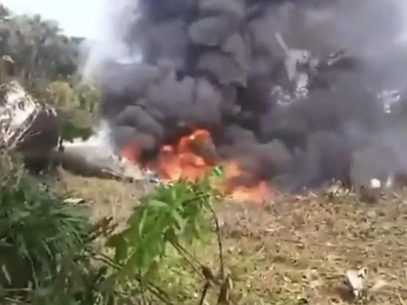 Un alt avion s-a prăbușit. La bord erau peste 100 de pasageri