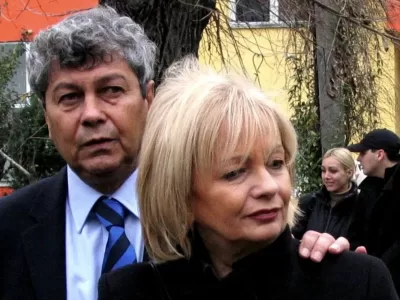 Din păcate este vorba de soția lui Mircea Lucescu! A căzut din picioare când a văzut starea soțului său