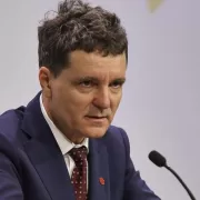 E cutremur politic! Nicușor Dan a anunțat în miez de noapte: Toate partidele au