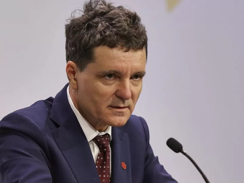 E cutremur politic! Nicușor Dan a anunțat în miez de noapte: Toate partidele au