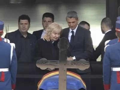 Imaginile durerii! DIn păcate la căpătâiul lui Mircea Lucescu, soția Neli....