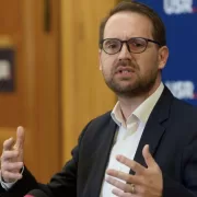 Scenariu sumbru pentru România! Dominic Fritz: Mai avem 33 de zile în care...Vezi mai mult