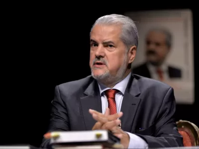 Marea avere a lui Adrian Năstase. Ce lasă în urmă fost premier nu s-a mai pomenit