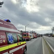 Accident foarte grav! Din păcate doi adulţi şi opt minori au...