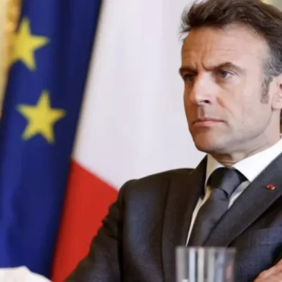 Emmanuel Macron suferă cumplit! Din păcate a murit un alt...
