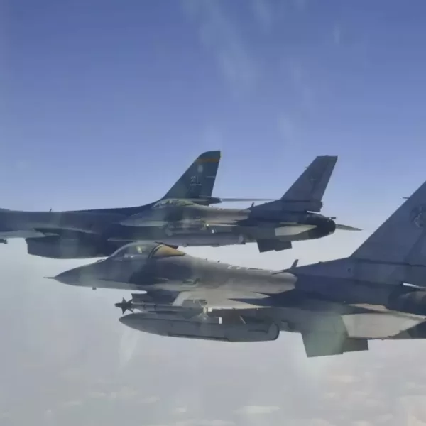 Dezastru aviatic! Două avioane s-au ciocnit și...