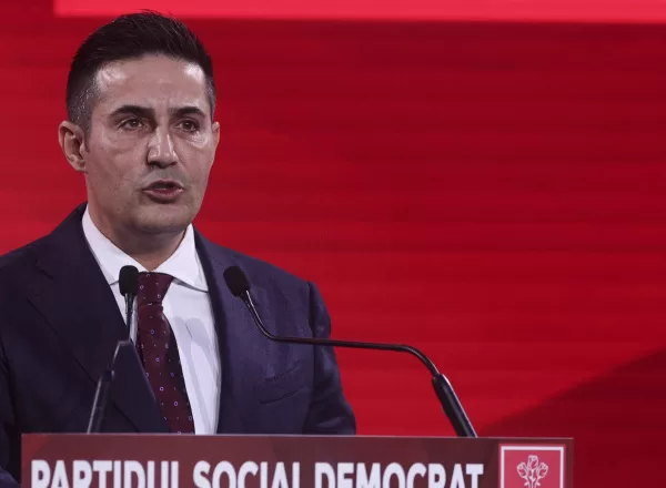 Scandal fără precedent! Manda îi cere lui Bolojan să plece acum