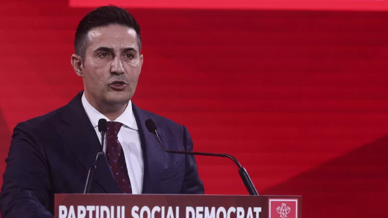 Scandal fără precedent! Manda îi cere lui Bolojan să plece acum