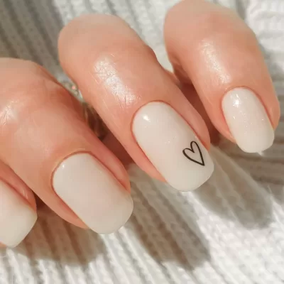 Ce modele de unghii se poartă în 2026